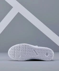 ARTENGO Kids' Tennis Shoes TS130 Snow white/Fluo pale peach 9 ARTENGO Kids' Tennis Shoes TS130 Snow white/Fluo pale peach -Artengo Kids Online Store k180c165f6b792667dc096520de33d442