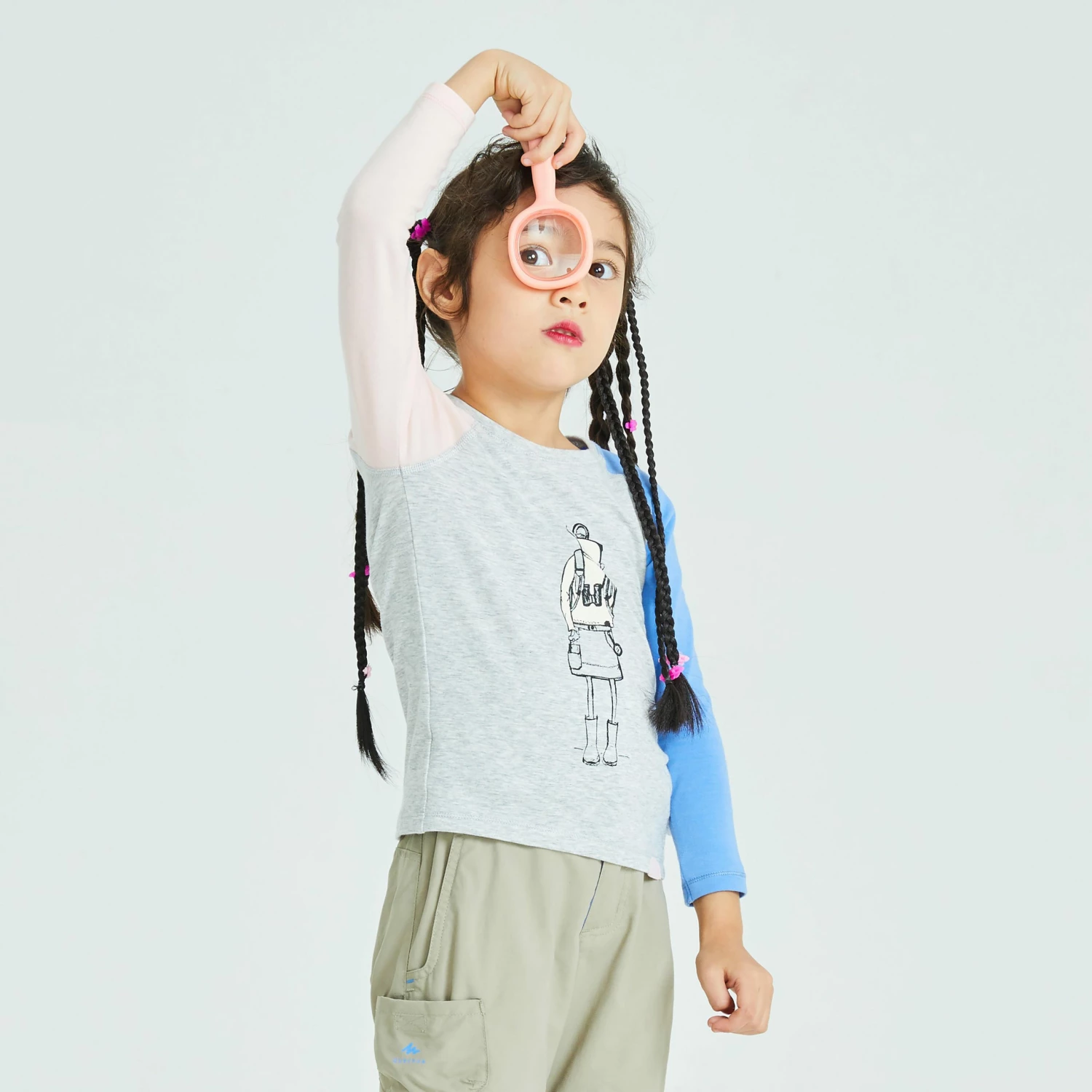 QUECHUA Kids' ANTI-UV hiking long sleeve t-shirt LIGHT GREY/PINK 5 QUECHUA Kids' ANTI-UV hiking long sleeve t-shirt LIGHT GREY/PINK - Image 5