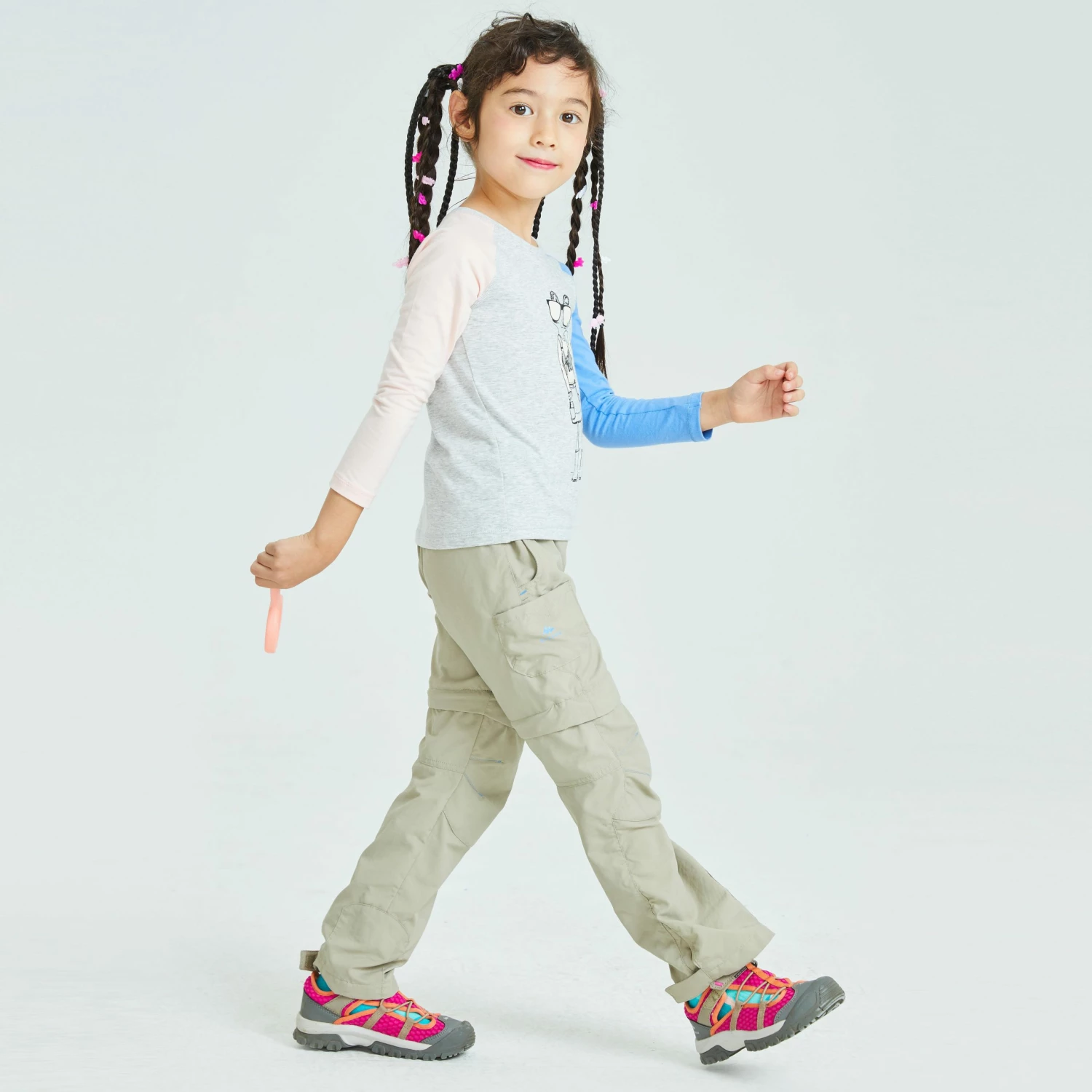 QUECHUA Kids' ANTI-UV hiking long sleeve t-shirt LIGHT GREY/PINK 2 QUECHUA Kids' ANTI-UV hiking long sleeve t-shirt LIGHT GREY/PINK - Image 2