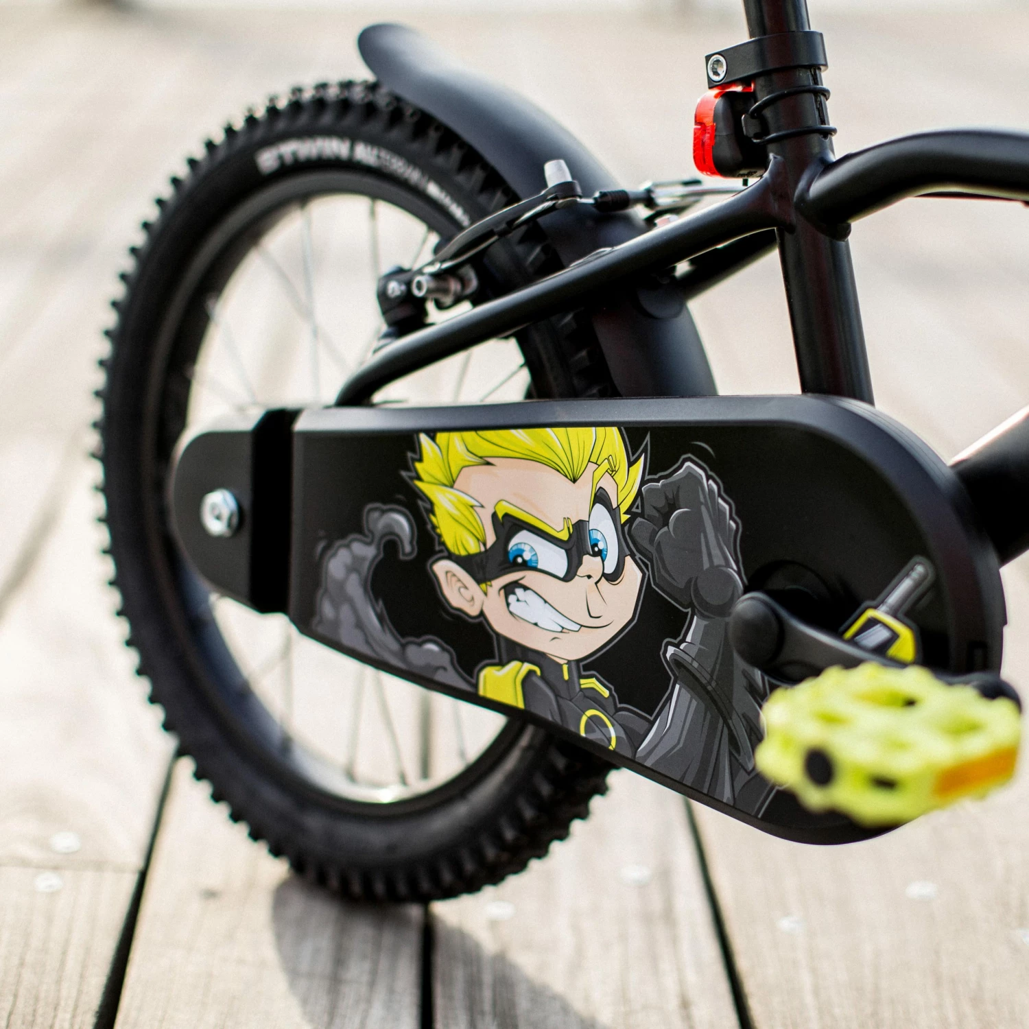 BTWIN 16" Dark Hero BLACK/Fluo lime yellow 5 BTWIN 16" Dark Hero BLACK/Fluo lime yellow - Image 5