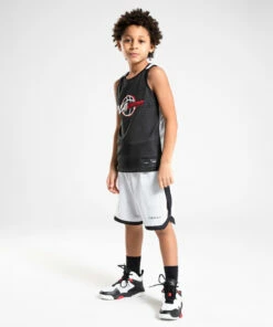 TARMAK Kids' Reversible Basketball Shorts SH500R BLACK/WHITE 19 TARMAK Kids' Reversible Basketball Shorts SH500R BLACK/WHITE -Artengo Kids Online Store k2d3e75a519ce8299de1679ab75046c83