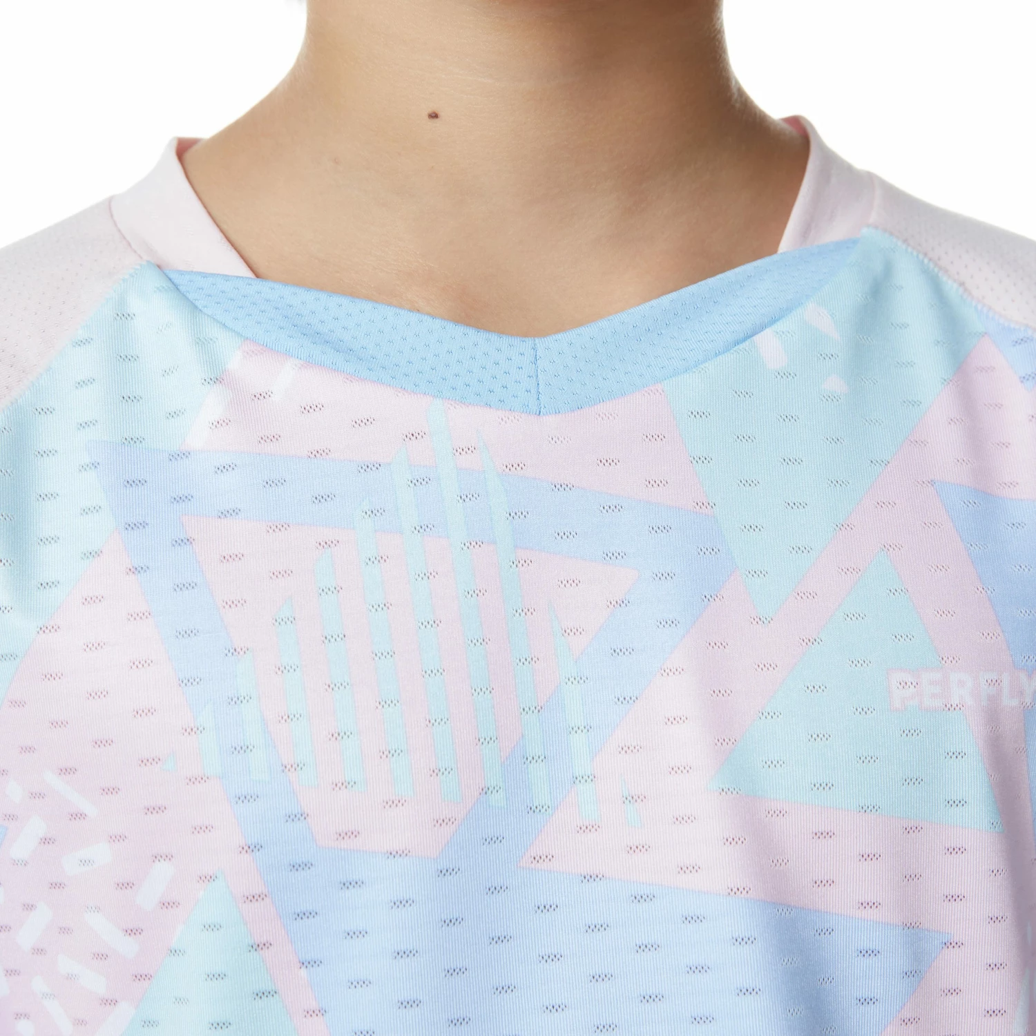 PERFLY BADMINTON JUNIOR T SHIRT 560 PINK Light sky blue/Candyfloss 4 PERFLY BADMINTON JUNIOR T SHIRT 560 PINK Light sky blue/Candyfloss - Image 4