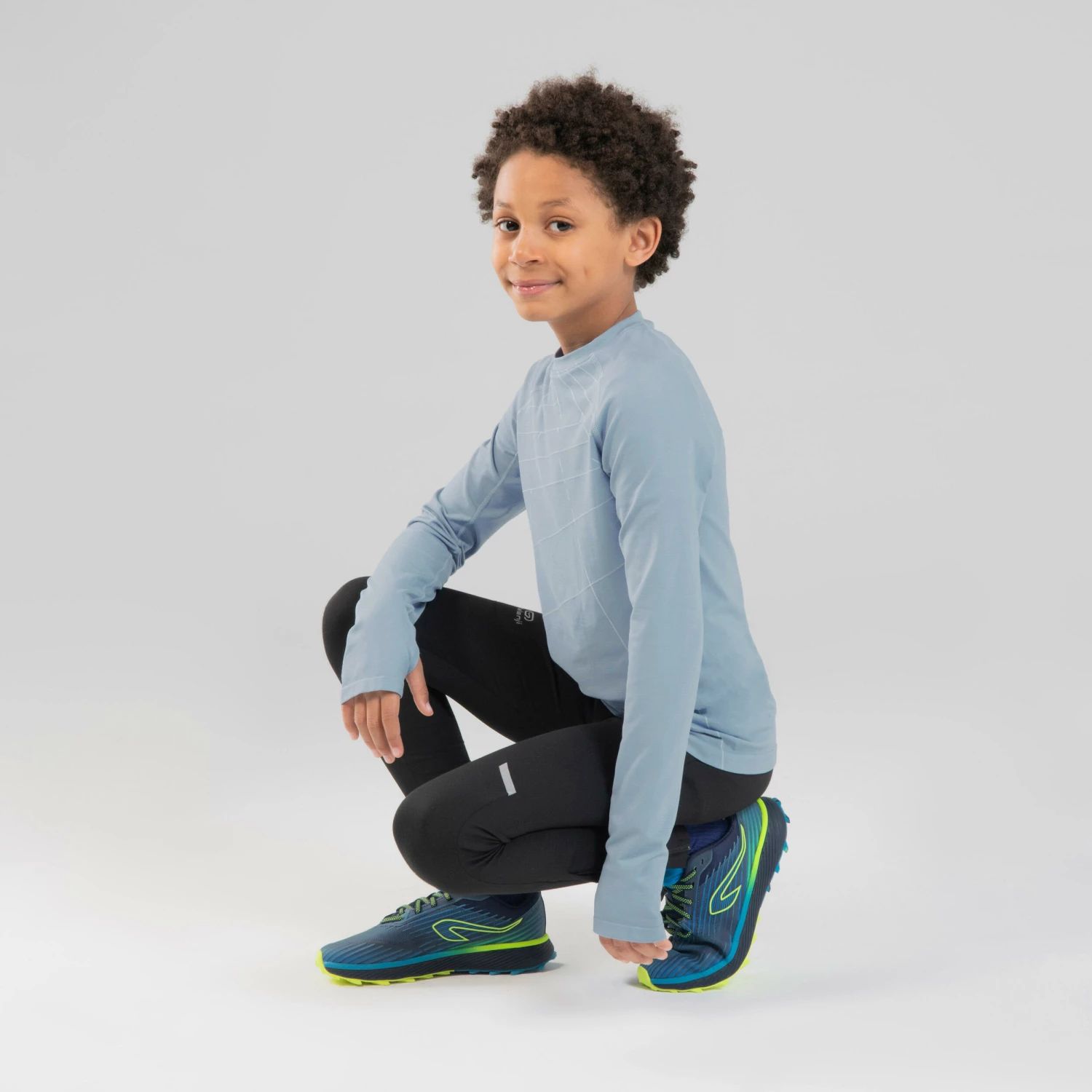 KALENJI AT 500 Skincare Kid's Running LS T-Shirt Navy blue/Midnight indigo 15 KALENJI AT 500 Skincare Kid's Running LS T-Shirt Navy blue/Midnight indigo - Image 15