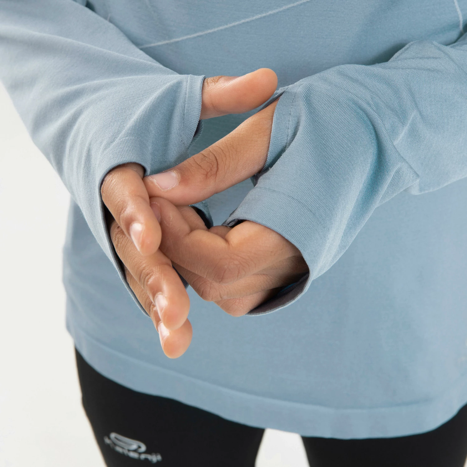 KALENJI AT 500 Skincare Kid's Running LS T-Shirt Navy blue/Midnight indigo 5 KALENJI AT 500 Skincare Kid's Running LS T-Shirt Navy blue/Midnight indigo - Image 5