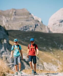 QUECHUA Kids&rsquo; Hiking rucksack MH500 15 Litres blue Pacific blue/Navy blue -Artengo Kids Online Store k53c64c57924a06c18440055f313656a0 scaled