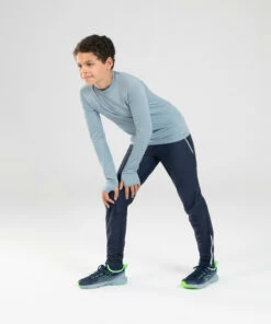 KALENJI AT 500 Skincare Kid's Running LS T-Shirt Navy blue/Midnight indigo 26 KALENJI AT 500 Skincare Kid's Running LS T-Shirt Navy blue/Midnight indigo -Artengo Kids Online Store k553c685a6fafdd6c7b336c833a3d434f