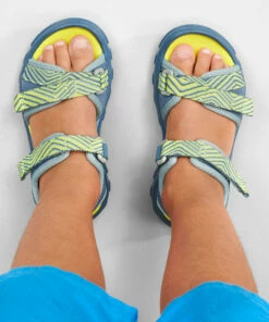 QUECHUA Hiking sandals MH100 KID blue and yellow Lime yellow/Blue grey 11 QUECHUA Hiking sandals MH100 KID blue and yellow Lime yellow/Blue grey -Artengo Kids Online Store k58353e7c9fe7e7da2c1d837a8da4a12f