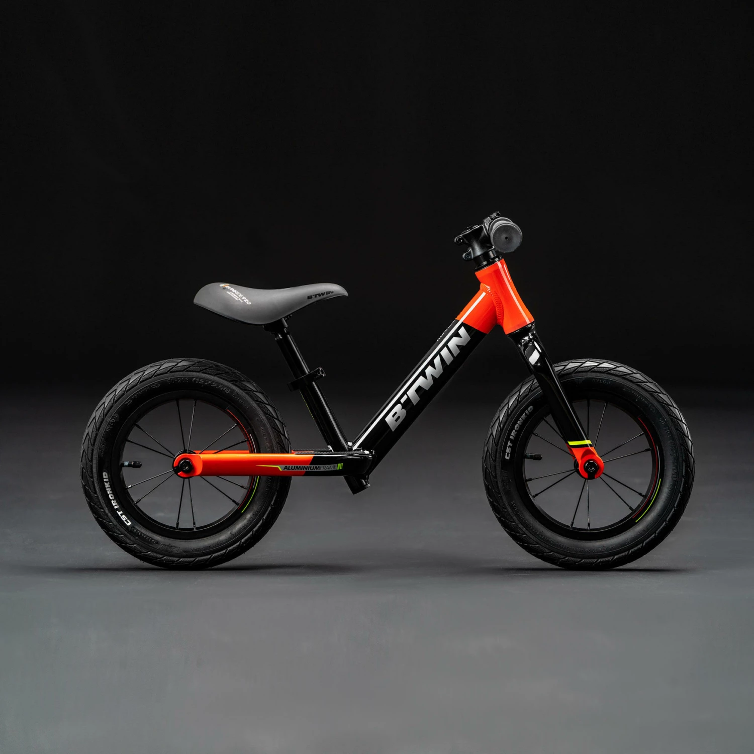 BTWIN RUNRIDE 920 BALANCE BIKE 12" 1 BTWIN RUNRIDE 920 BALANCE BIKE 12"