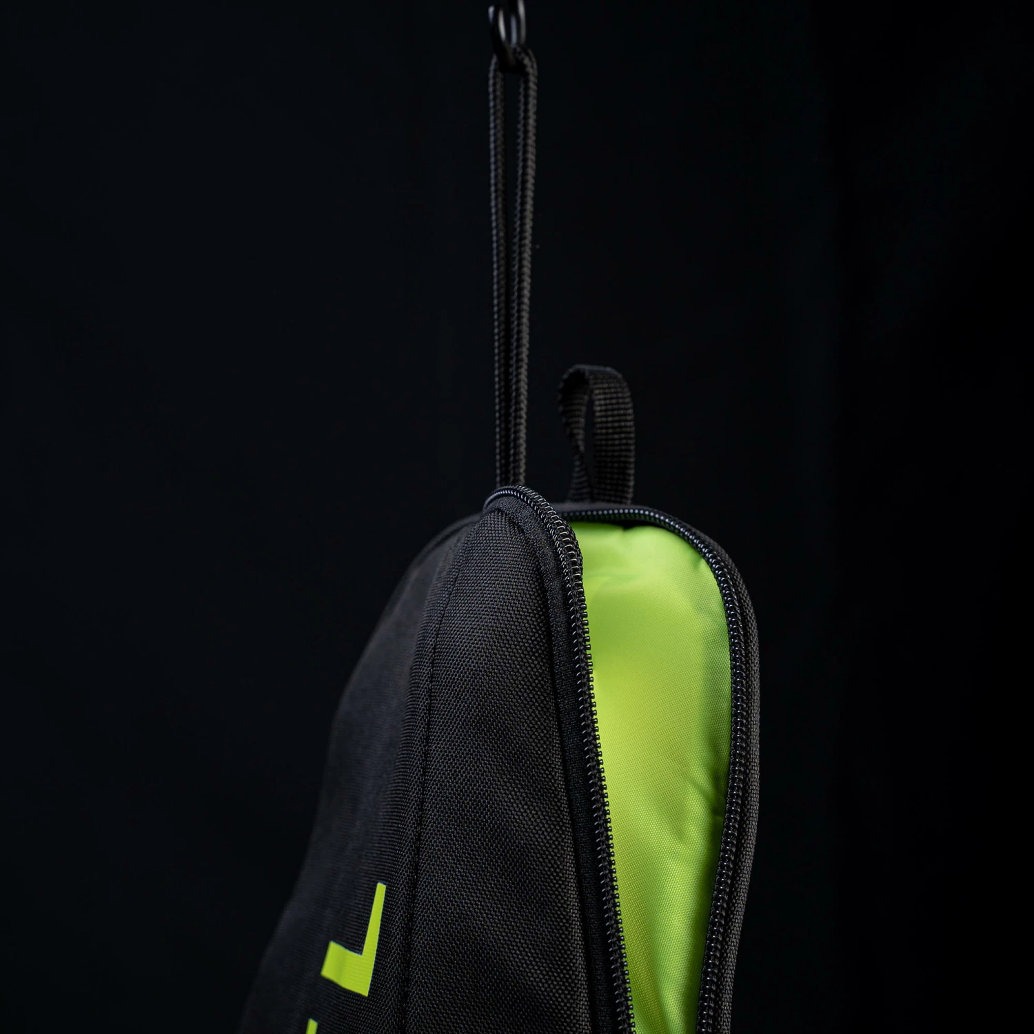 OPFEEL SL560 25L Squash Backpack BLACK 6 OPFEEL SL560 25L Squash Backpack BLACK - Image 6