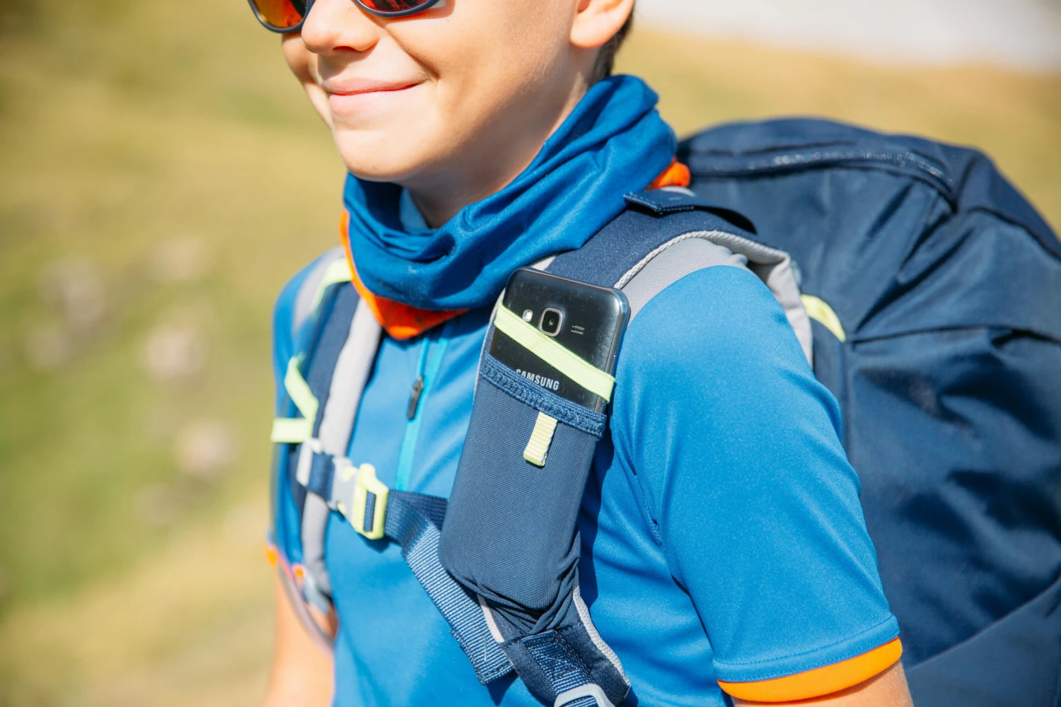 QUECHUA Kids’ Hiking Backpack MH500 18 Litres Deep blue 13 QUECHUA Kids’ Hiking Backpack MH500 18 Litres Deep blue - Image 13