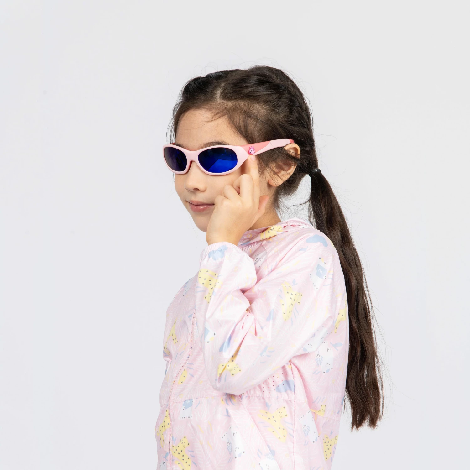 QUECHUA Kids’ Hiking Sunglasses Aged 2-6 Fluo pink 3 QUECHUA Kids’ Hiking Sunglasses Aged 2-6 Fluo pink - Image 3