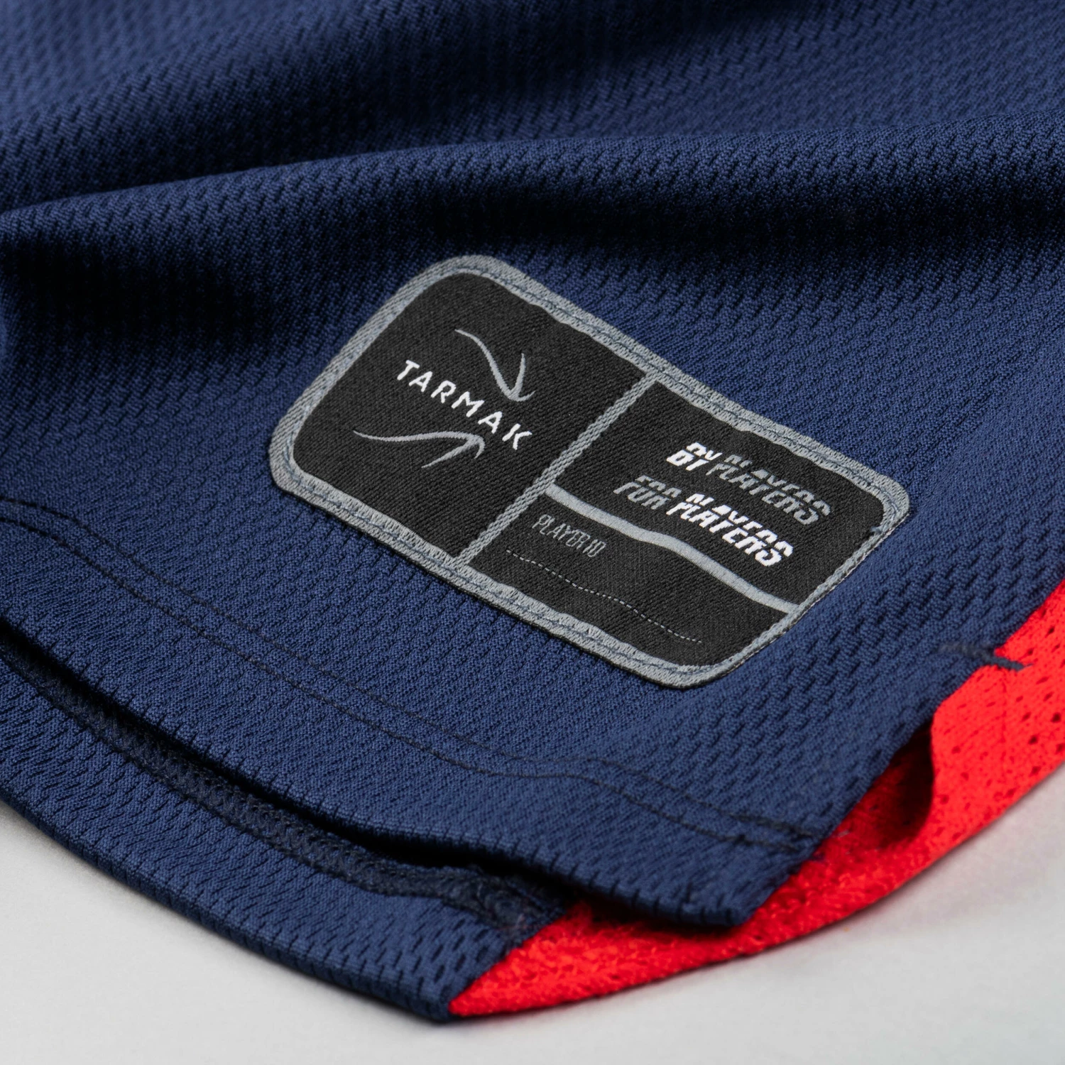 TARMAK Boys'/Girls' Sleeveless Basketball Jersey T500 RED 5 TARMAK Boys'/Girls' Sleeveless Basketball Jersey T500 RED - Image 5