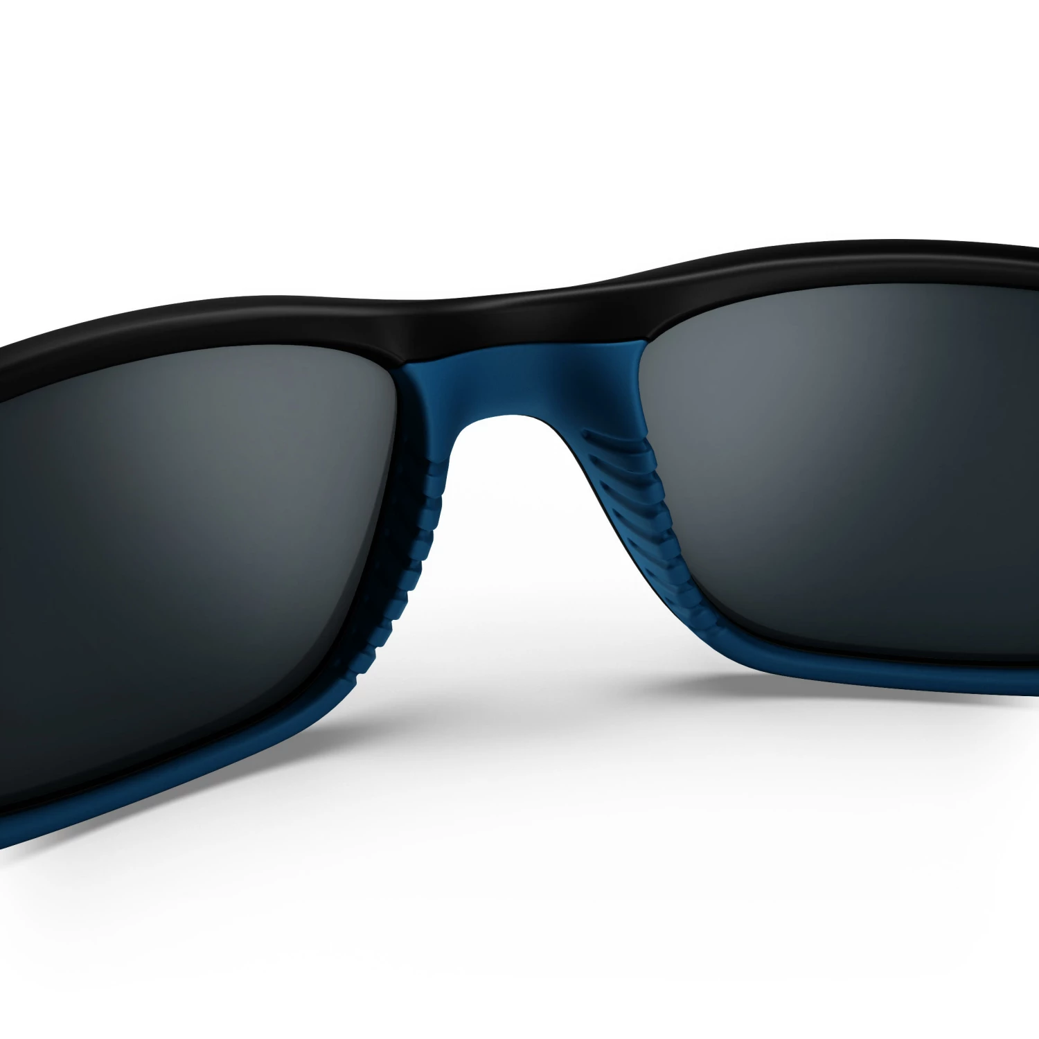 QUECHUA Kids Hiking Sunglasses BLACK/Electric blue 3 QUECHUA Kids Hiking Sunglasses BLACK/Electric blue - Image 3