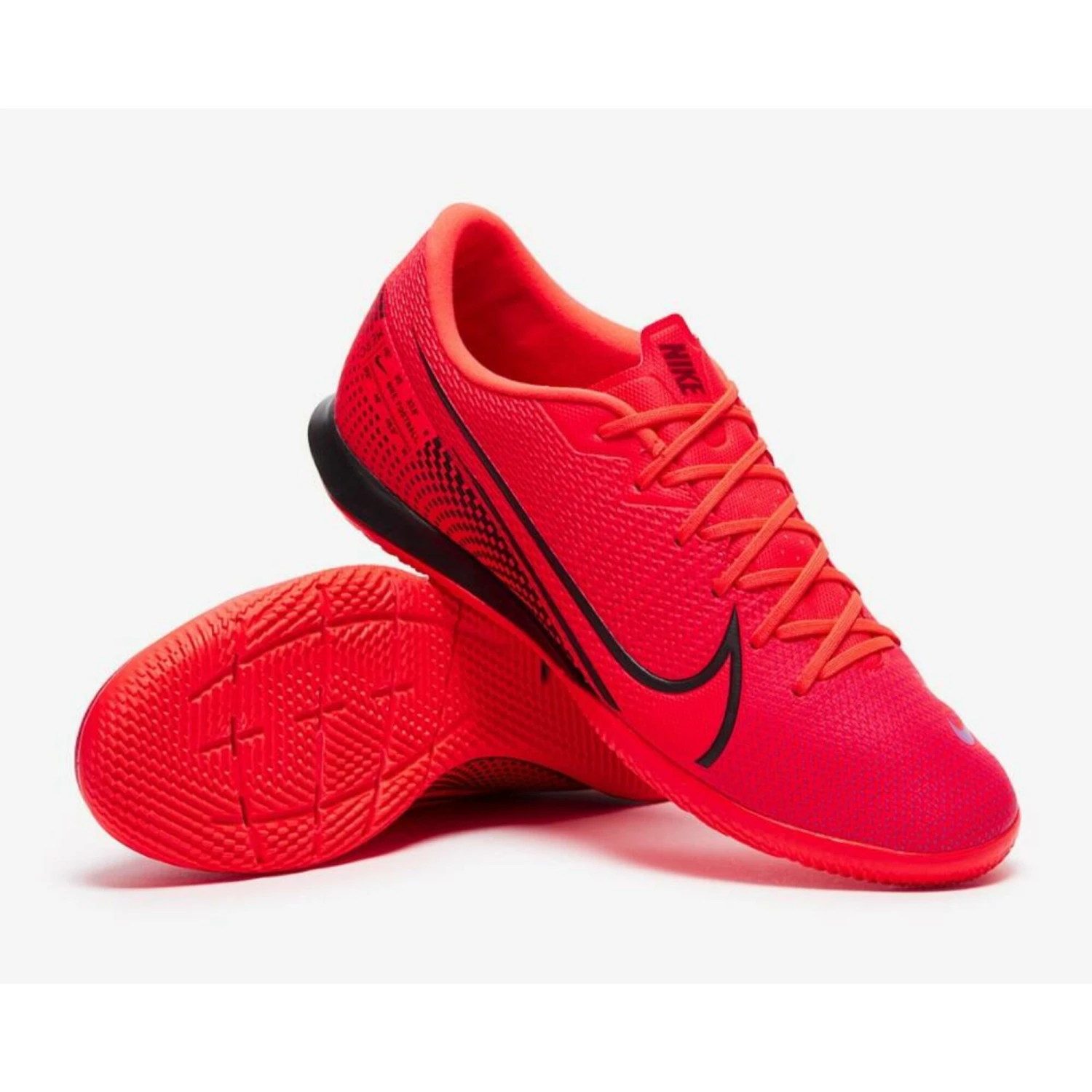 NIKE Mercurial Vapor XIII Academy IC FOOTBALL BOOT RED 1 NIKE Mercurial Vapor XIII Academy IC FOOTBALL BOOT RED