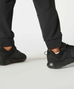 DOMYOS Boys' Breathable Durable Light Wide-Fit Technical Gym Bottoms W900 BLACK/BLACK -Artengo Kids Online Store k9faead25055be4cf914db8a92f1de969 scaled