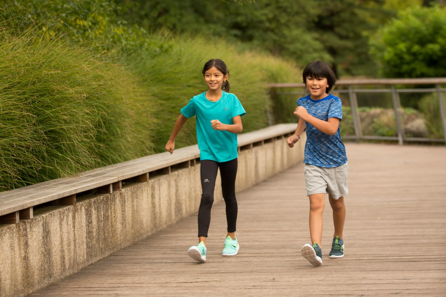 NEWFEEL Kids' Walking Shoes PW 500 Fresh Storm grey/Fluo lime yellow/Snow white 4 NEWFEEL Kids' Walking Shoes PW 500 Fresh Storm grey/Fluo lime yellow/Snow white - Image 4