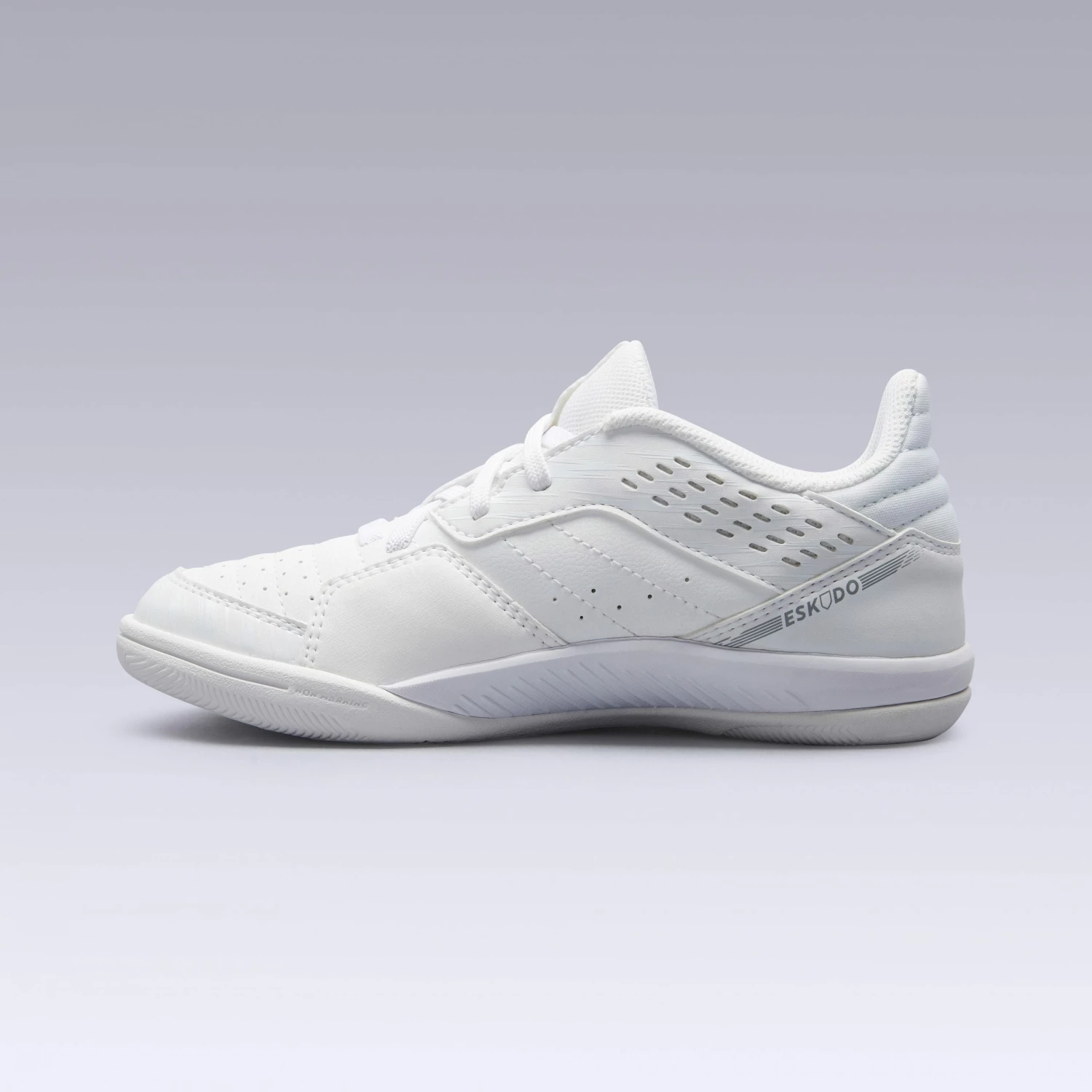 KIPSTA Eskudo 500 Kids' Futsal Boots Snow white/Snow white 3 KIPSTA Eskudo 500 Kids' Futsal Boots Snow white/Snow white - Image 3