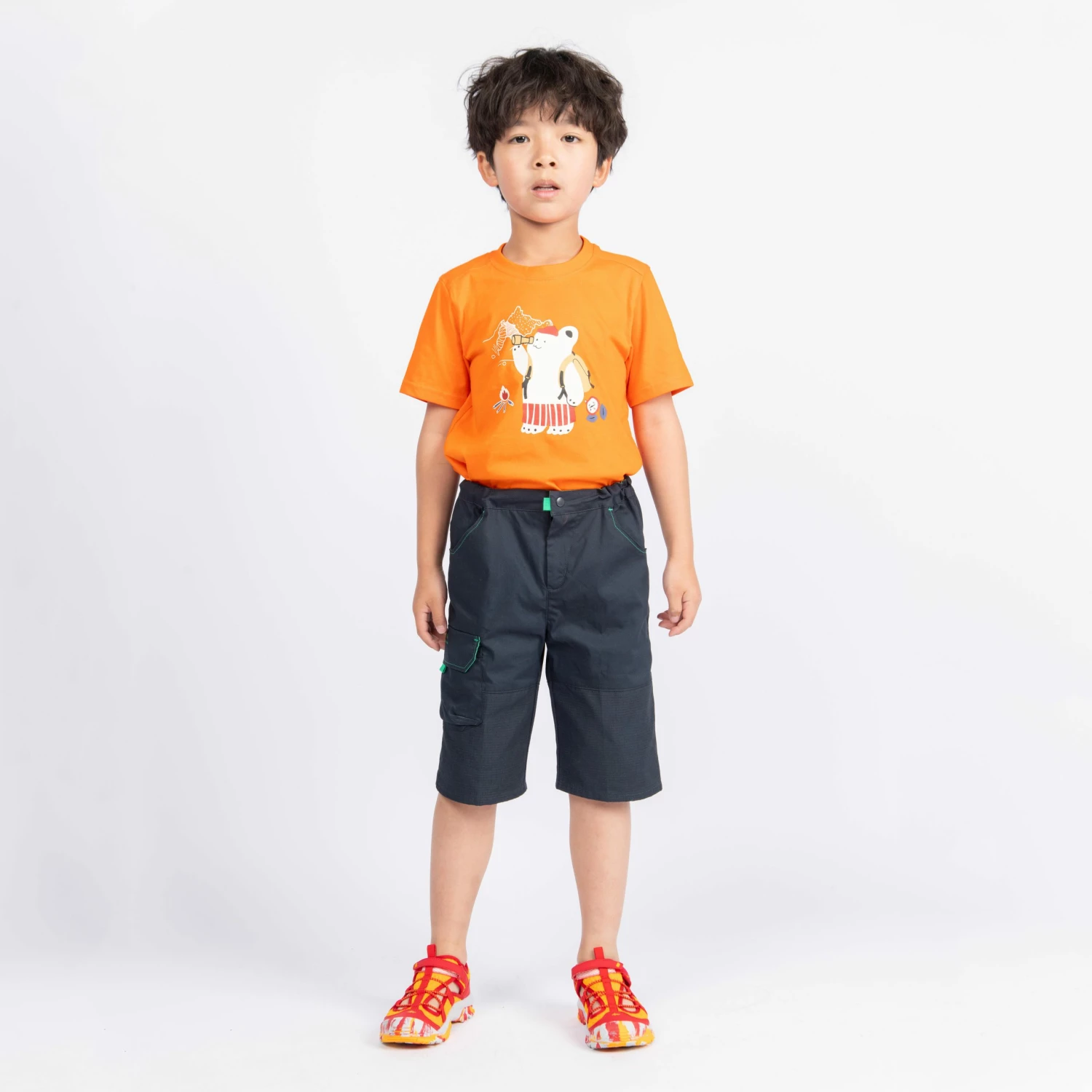 QUECHUA Boy's SHORTS MH500 KID Carbon grey/Malachite green 9 QUECHUA Boy's SHORTS MH500 KID Carbon grey/Malachite green - Image 9