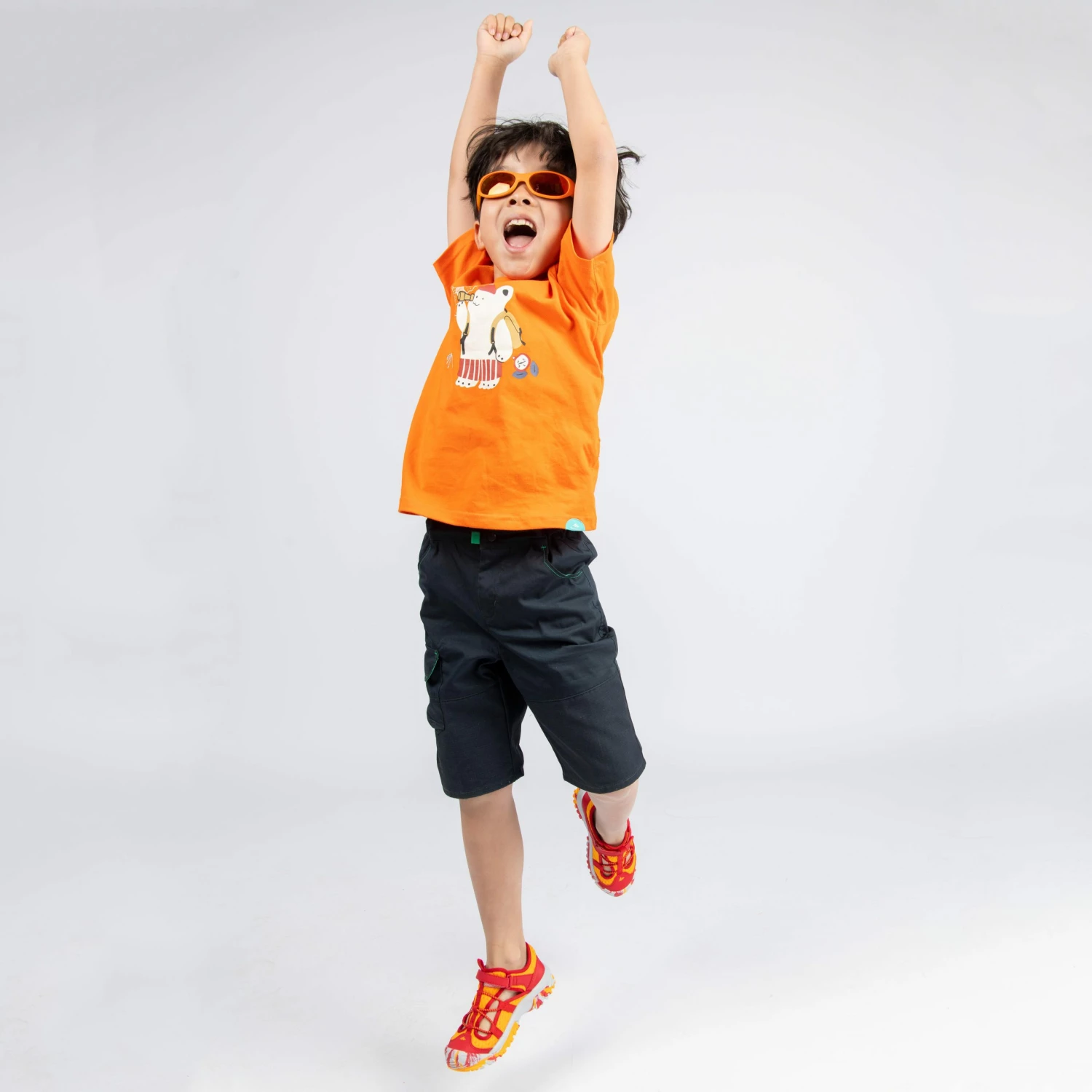 QUECHUA Boy's SHORTS MH500 KID Carbon grey/Malachite green 6 QUECHUA Boy's SHORTS MH500 KID Carbon grey/Malachite green - Image 6