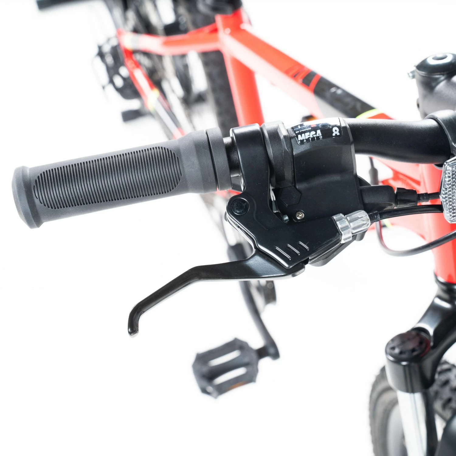 BTWIN 24" ST 900 Kid MTB Aluminium Bright red/BLACK/Fluo lime yellow 14 BTWIN 24" ST 900 Kid MTB Aluminium Bright red/BLACK/Fluo lime yellow - Image 14