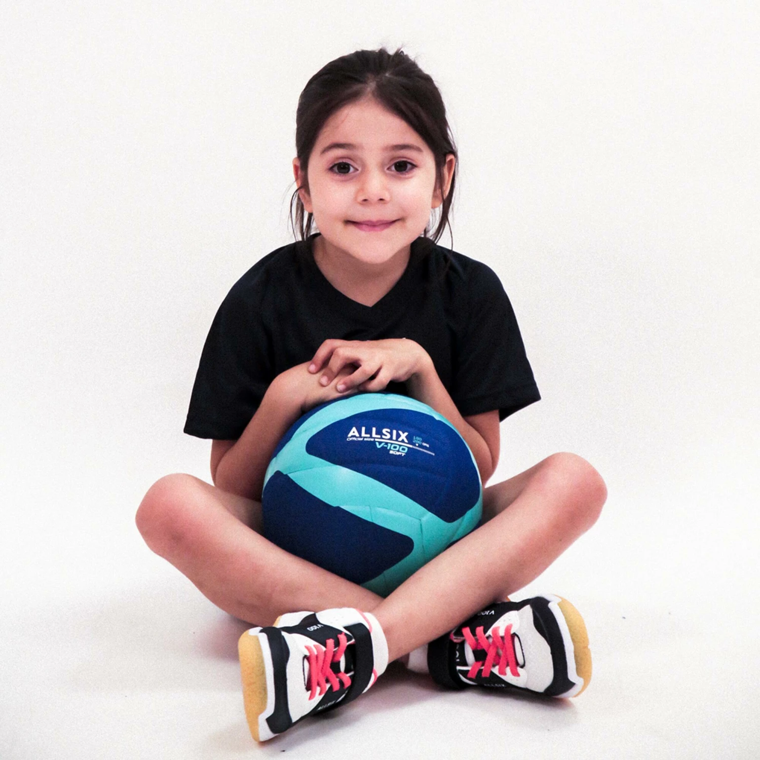 ALLSIX 180-200 g Volleyball for 4- to 5-Year-Olds V100 Soft 5 2 ALLSIX 180-200 g Volleyball for 4- to 5-Year-Olds V100 Soft 5 - Image 2