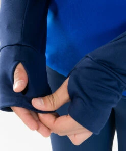 KALENJI AT 500 Kid's Athletics Long-Sleeved Cold Weather Jersey Galaxy blue/Bright indigo 17 KALENJI AT 500 Kid's Athletics Long-Sleeved Cold Weather Jersey Galaxy blue/Bright indigo -Artengo Kids Online Store kf65d59cd5890cbf7cd911afb8e4b66af